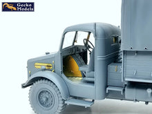 Load image into Gallery viewer, Gecko Models 1/35 British Bedford OYD Truck 3t 4x2 GS (Wooden Cargo Body) 35GM0153'