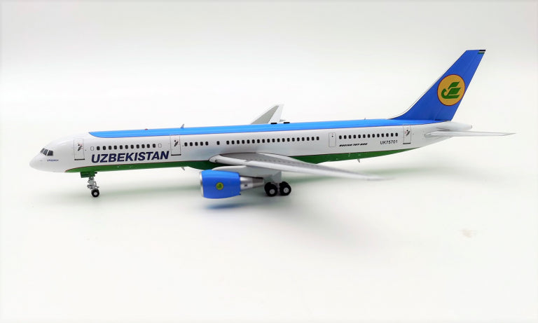 Inflight 1/200 Uzbekistan AIirways Boeing 757-23P UK75701 IF752HY0522 SALE ***