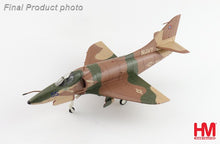 Load image into Gallery viewer, HobbyMaster 1/72 US A-4E Skyhawk Agressor 151095 US Navy 1985/86 HA1441