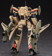 Load image into Gallery viewer, Hasegawa 1/72 Macross Frontier VF-19EF/A Battroid Isamu Special 65893