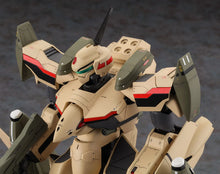 Load image into Gallery viewer, Hasegawa 1/72 Macross Frontier VF-19EF/A Battroid Isamu Special 65893