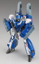 Load image into Gallery viewer, Hasegawa 1/72 Macross VF-1J  Super Battroid Valkyrie 65894