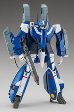 Load image into Gallery viewer, Hasegawa 1/72 Macross VF-1J  Super Battroid Valkyrie 65894