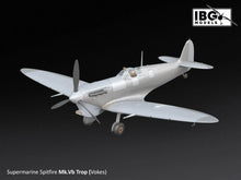 Load image into Gallery viewer, IBG 1/72 Supermarine Spitfire Mk.Vb Trop 72592