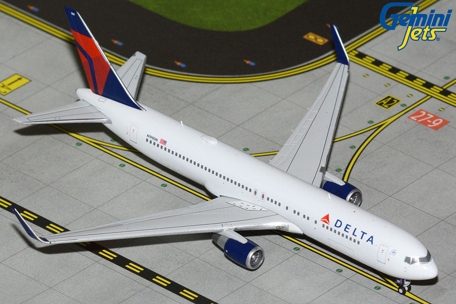 Gemini 1/400 Delta Air Lines B767-300ER N199DN GJDAL2363 GJDAL2363