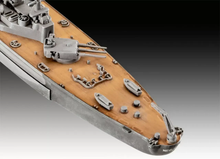 Load image into Gallery viewer, Revell Starter Set 1/1200 US Navy Battleship New Jersey 75183