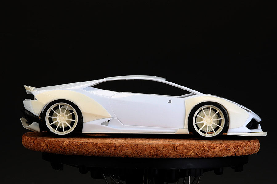 Hobby Design 1/24 LB-Works Lamborghini Huracan Transkit for