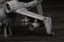 Load image into Gallery viewer, Kotobukiya PATLABOR 1/72 JGSDF AH Hellhound KP-46X