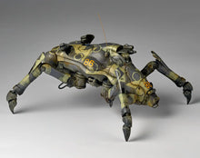 Load image into Gallery viewer, Kaiyodo 1/35 Maschinen Krieger Maschinen Krieger Sturmkafer &amp; Pamela Amsel 19053