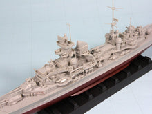 Load image into Gallery viewer, PitRoad 1/700 German Heavy Cruiser Prinz Eugen 1942 Full Hull/Waterline Kit W229