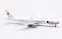 Load image into Gallery viewer, B-Models 1/200 JAL Boeing 777-346 JA8945 B-773-JAL-945