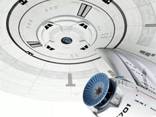 Load image into Gallery viewer, Revell Gift Set 1/600 Star Trek Into Darkness USS Enterprise NCC-1701 13602