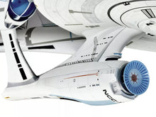 Load image into Gallery viewer, Revell Gift Set 1/600 Star Trek Into Darkness USS Enterprise NCC-1701 13602
