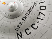 Load image into Gallery viewer, Revell Gift Set 1/600 Star Trek Strange New Worlds USS Enterprise NCC1701 13603