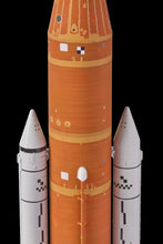 Load image into Gallery viewer, Revell 1/144 NASA SLS Artemis I Rocket 15877