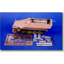 Load image into Gallery viewer, Tamiya 1/35 German Mtl. SPW Sd.Kfz. 251/1 Ausf.D Half Track + Extras 35195C