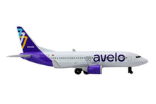 Load image into Gallery viewer, Daron Avelo Airlines Boeing 737 RT0084