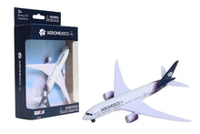 Load image into Gallery viewer, Daron AeroMexico Boeing 787 Dreamliner RT2204-1