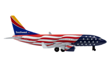 Load image into Gallery viewer, Daron Southwest Freedom One Boeing 737-800 RT8185