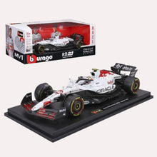 Load image into Gallery viewer, Bburago 1/18 Oracle Red Bull Racing RB21 2025 Japanese GP Tsunoda 18-18005T