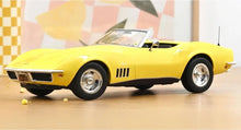 Load image into Gallery viewer, Norev 1/18 Chevy Corvette Cabrio 1969 Daytona Yellow 189039