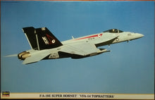 Load image into Gallery viewer, Hasegawa 1/48 US F/A-18E Super Hornet 'Tophatters' 09713C OPEN BOX w/ EXTRAS