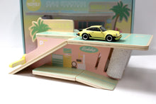 Load image into Gallery viewer, Norev 1/43 Palm Springs Gas Station w/ Yellow Porsche 911 Turbo G43000