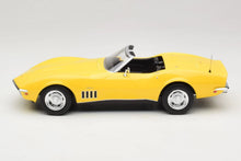 Load image into Gallery viewer, Norev 1/18 Chevy Corvette Cabrio 1969 Daytona Yellow 189039