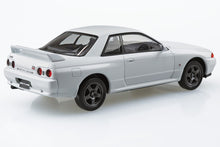 Load image into Gallery viewer, Aoshima Snap Kit #14-B 1/32 Nissan Skyline GT-R R32 White 06353