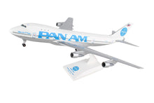 Load image into Gallery viewer, Skymarks 1/200 PAN AM 747-100 W/GEAR JUAN TRIPPE SKR998