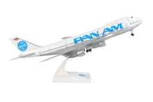 Load image into Gallery viewer, Skymarks 1/200 PAN AM 747-100 W/GEAR JUAN TRIPPE SKR998