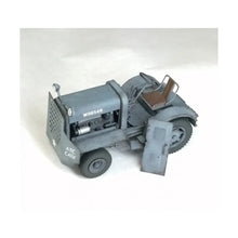 Load image into Gallery viewer, Thunder Model 1/32 US Tug Clarktor 6 Mill-33 Heavy Duty Airfield Tractor 32001