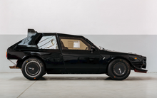 Load image into Gallery viewer, AutoCult 1/43 Masterpiece Lancia Delta S4 Corsa Group B ATC90356