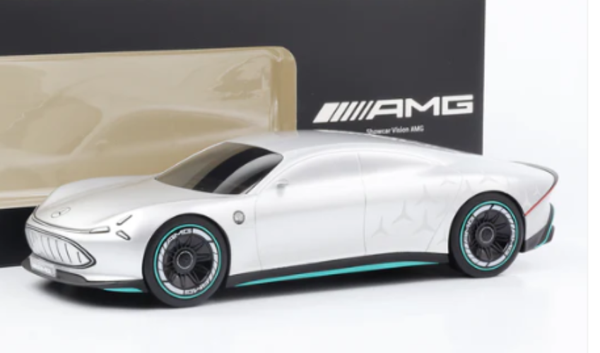 Mercedes Benz F125 ! Alu Beam Silver Warm 1/43 Spark Minimax en coffret