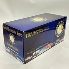 Load image into Gallery viewer, Franklin Mint 1/24 1971 Plymouth Roadrunner B11D888