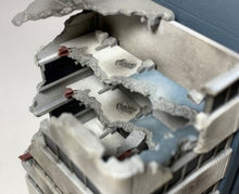 Load image into Gallery viewer, Tomytec 1/144 Dio-Com Ruins Building DCM22