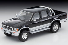 Load image into Gallery viewer, Tomytec 1/64 LV-N255c TOYOTA HILUX 4WD DBL CAB SSR-X (BLACK) 1995 324652