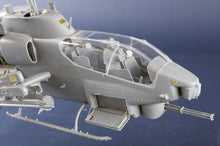 Load image into Gallery viewer, Trumpeter 1/35 US AH-1W Super Cobra [Turned Exhaust] 05117'