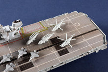 Load image into Gallery viewer, Trumpeter 1/700 British Aircraft Carrier HMS Queen Elizabeth 06751