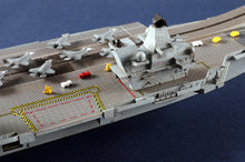 Load image into Gallery viewer, Trumpeter 1/700 British Aircraft Carrier HMS Queen Elizabeth 06751