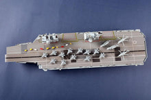 Load image into Gallery viewer, Trumpeter 1/700 British Aircraft Carrier HMS Queen Elizabeth 06751
