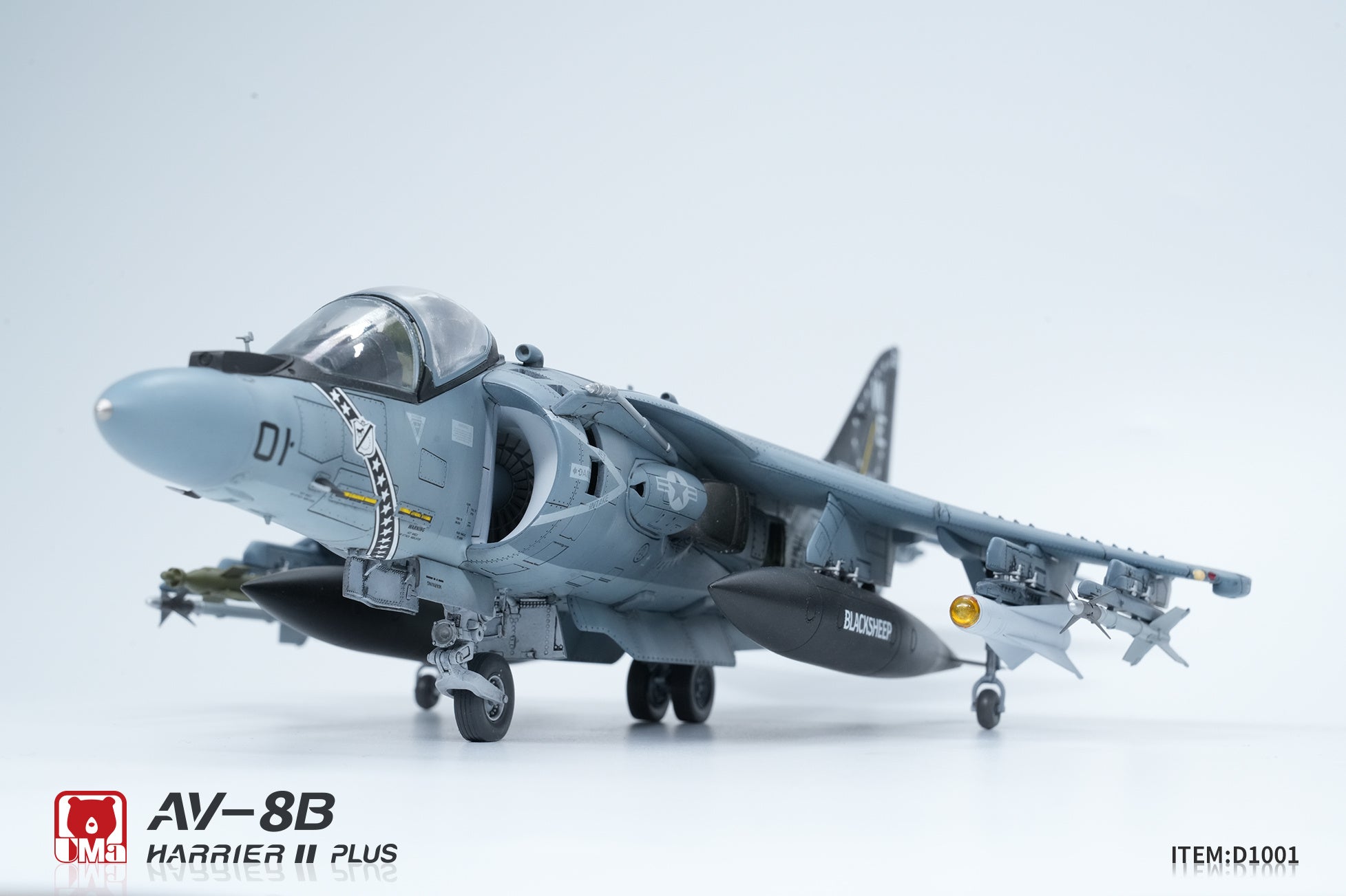 Uma Model 1/48 US AV-8A Harrier II Plus D1001 – Burbank's House of