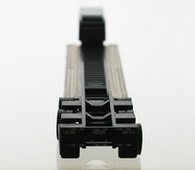 Load image into Gallery viewer, HO Logistics Replicas 1/87 Lowboy Construction Trailer Black 489