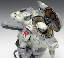 Load image into Gallery viewer, Wave Maschinen Krieger 1/20 SEAPIG Snake Eye Reconnaissance Type MK075