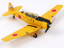 Load image into Gallery viewer, Wolfpack 1/72 US T-6G Trainer WP17207