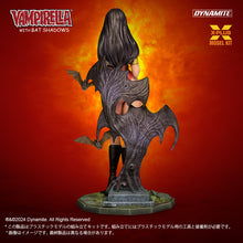 Load image into Gallery viewer, X-Plus 1/8 Vampirella Reissue with Bat Shadows 411-200303TP