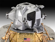 Load image into Gallery viewer, Revell Starter Set 1/96 Apollo 11 Columbia + Eagle w/ Base 03700