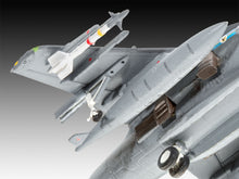 Load image into Gallery viewer, Revell Model Set 1/144 British BAe Harrier GR.7 63887