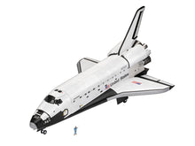 Load image into Gallery viewer, Revell 1/72 Space Shuttle Orbiter 40th Annivesary 05673