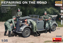 Load image into Gallery viewer, MiniArt 1/35 German Repairing on the Road (Typ 170V &amp; 4 Figures) 35295